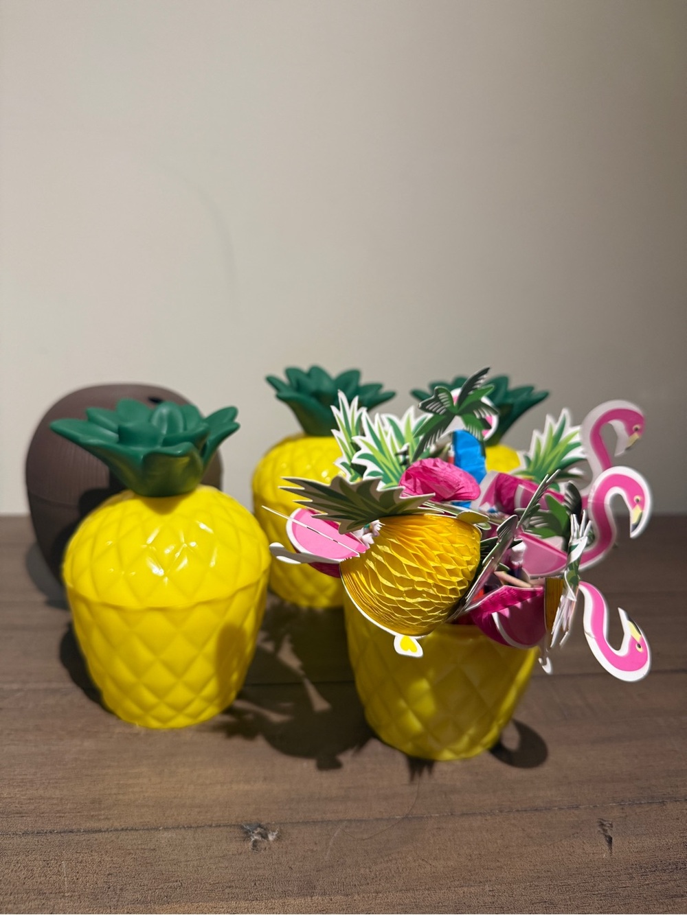 CLEARANCE 4/$15💸 Luau Party Supplies